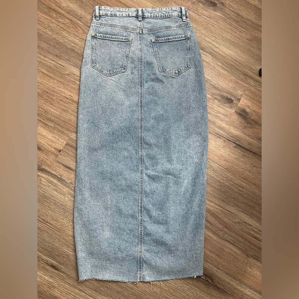 Forever 21 Blue Denim skirt - Picture 4 of 8